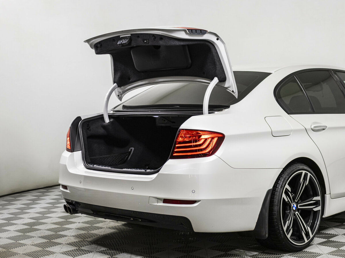 BMW 5 серии с пробегом — 2016 год. Фото: #15