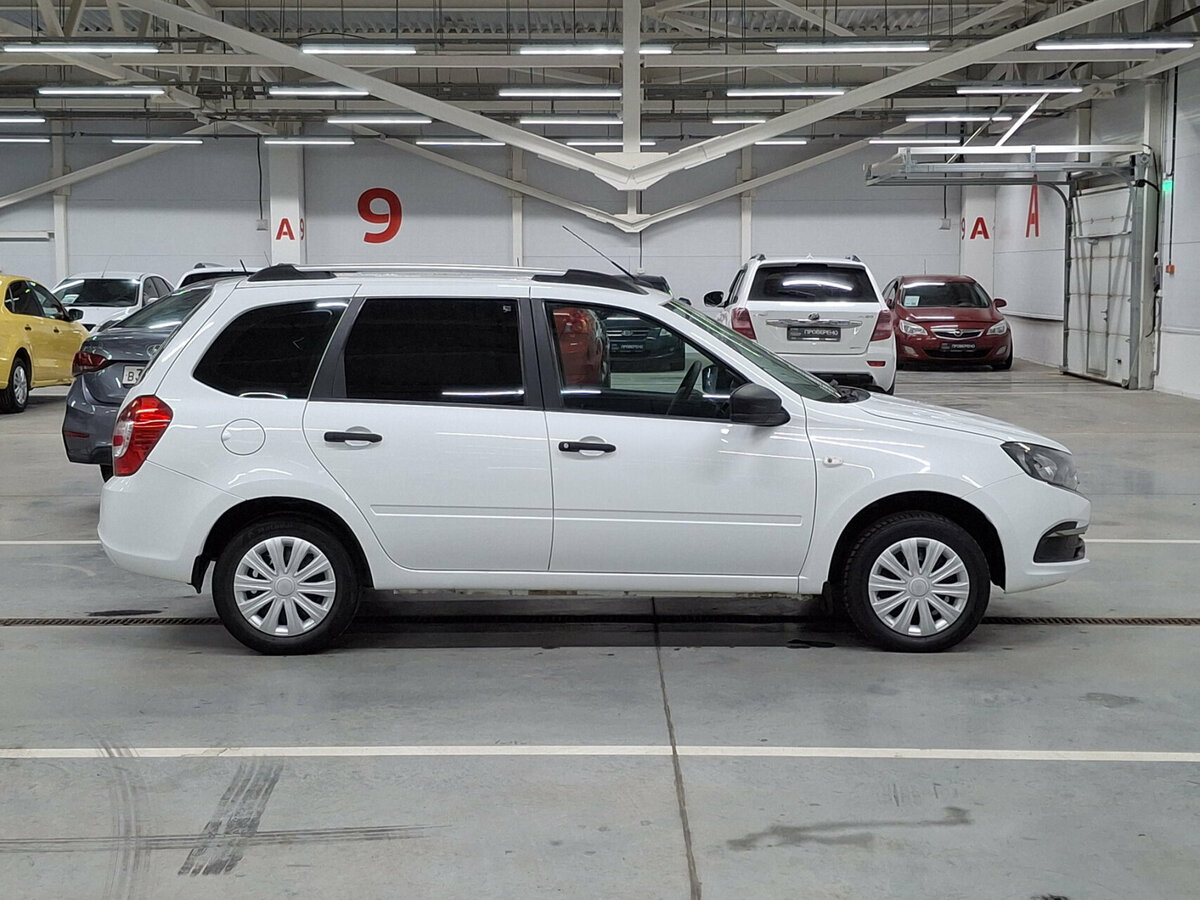 Lada (ВАЗ) Granta с пробегом — 2020 год. Фото: #3