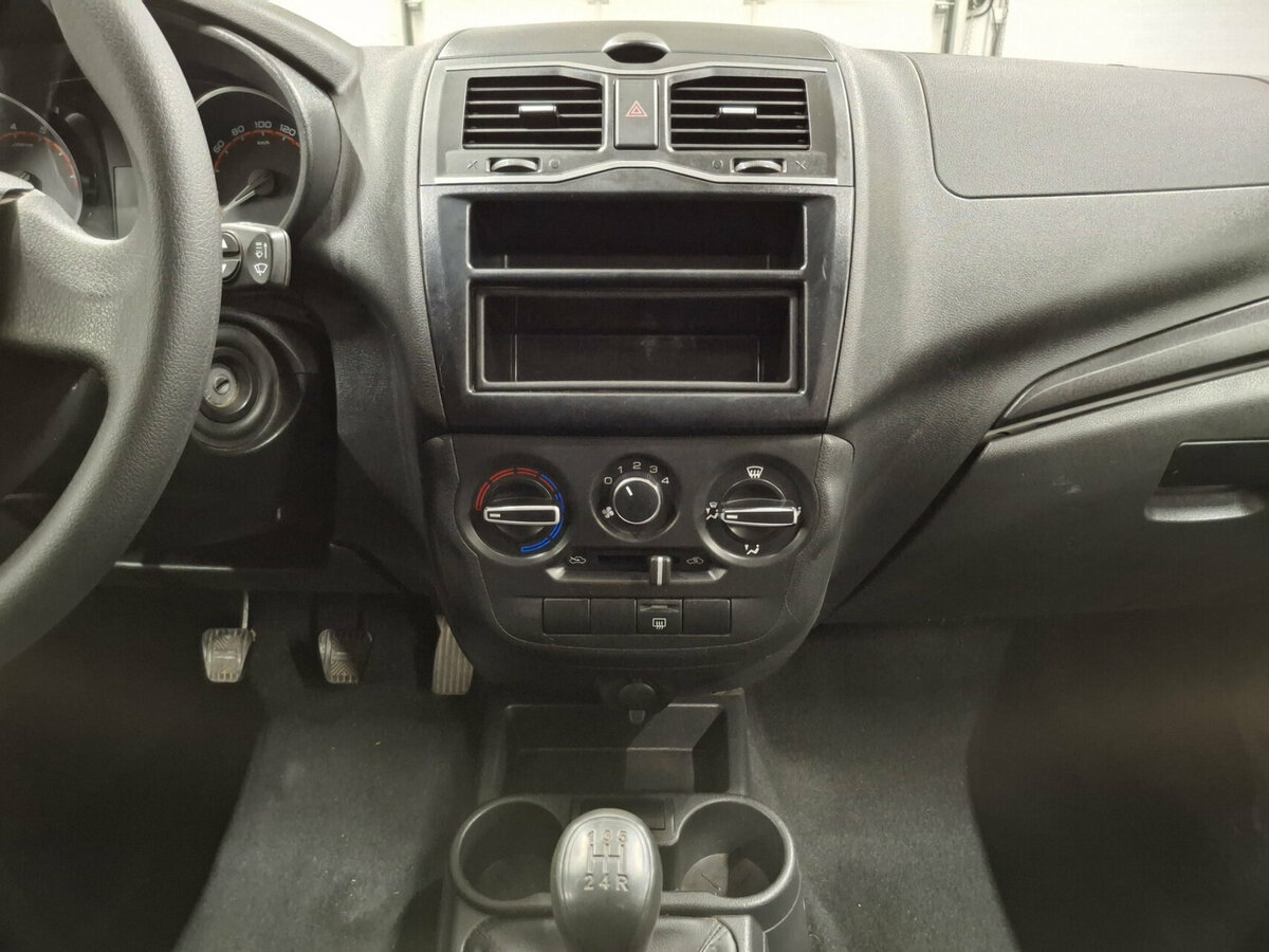 Lada (ВАЗ) Granta с пробегом — 2020 год. Фото: #14